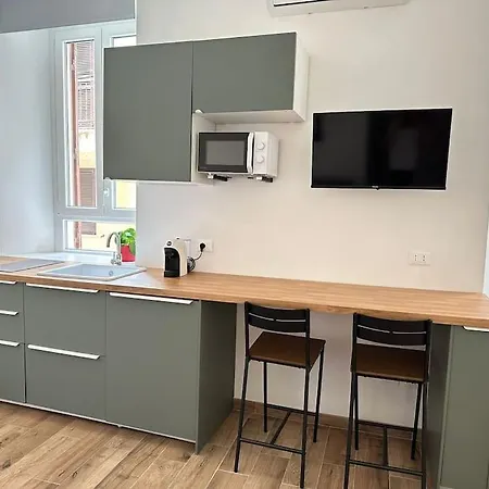 Bond Shell - Cozy Flat Near Rome Apartment