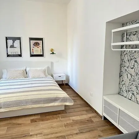 Apartment Bond Shell - Cozy Flat Near Rome